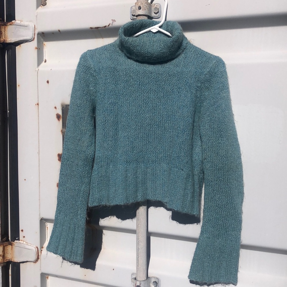 Free People Crop turquoise mohair turtleneck sweater in Medium